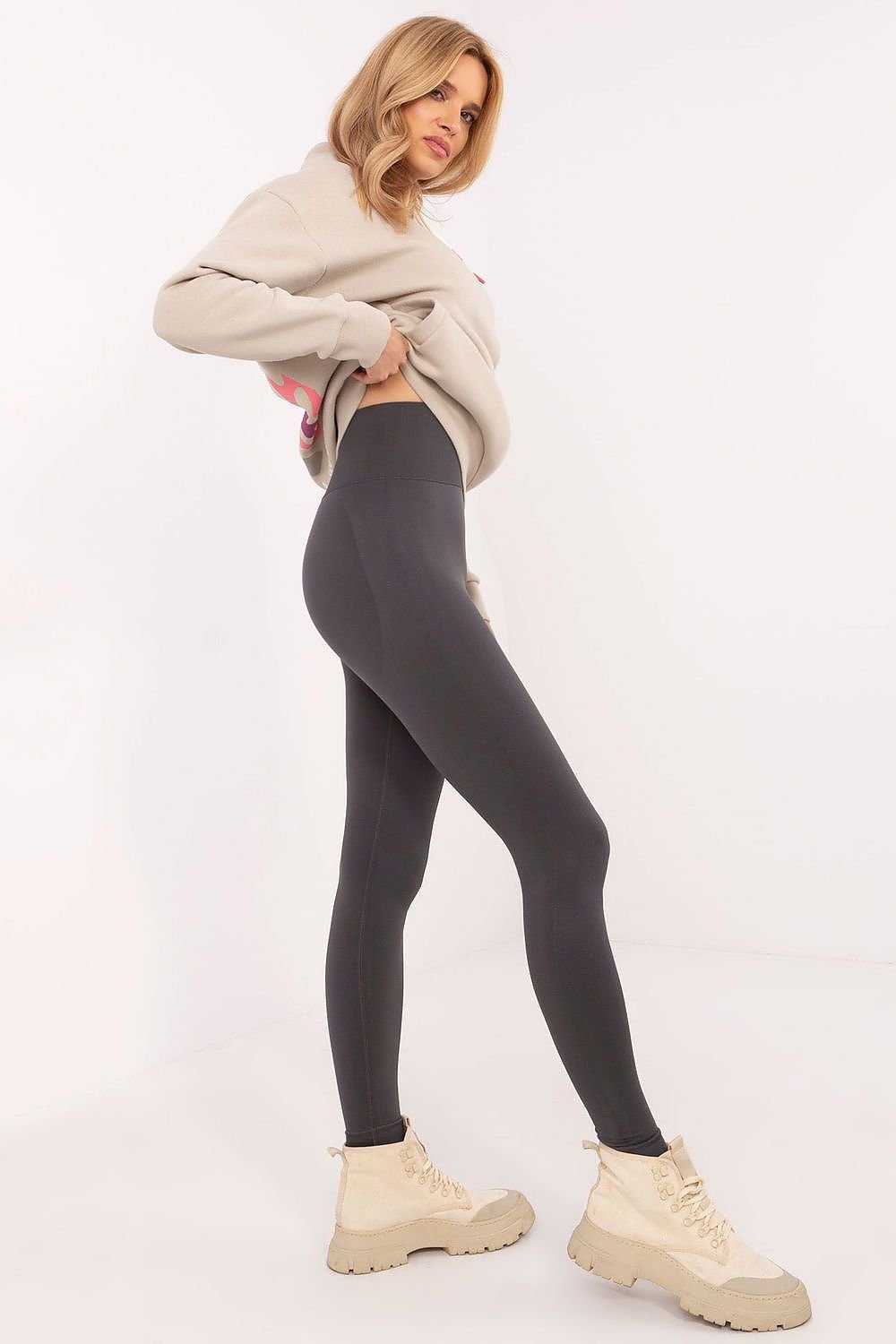 Long leggings model 205925 NM